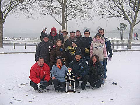 les irr&eacute;ductibles petanqueurs de locmiquelic